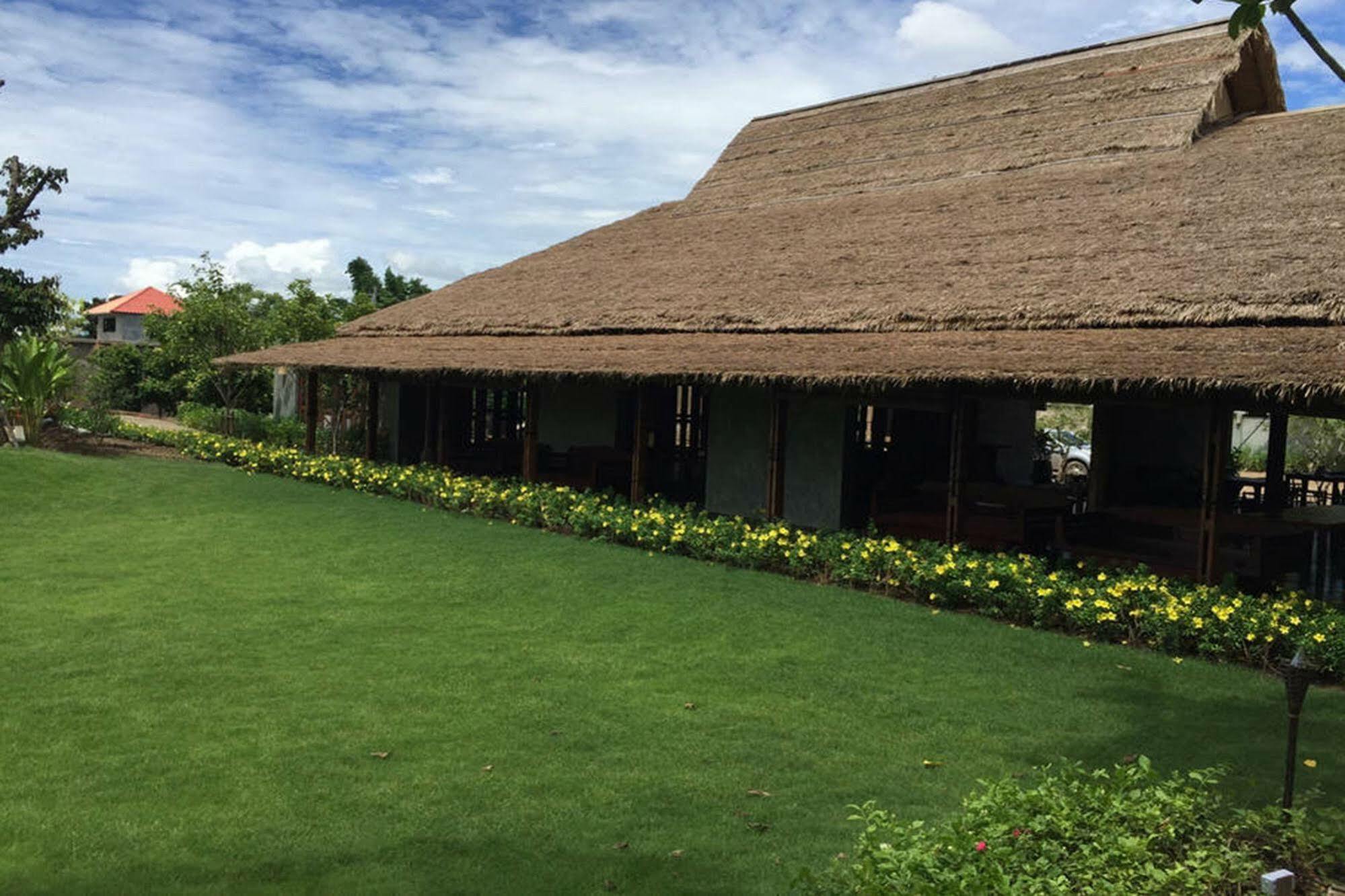 Azalea Village Chiang Dao Exterior photo